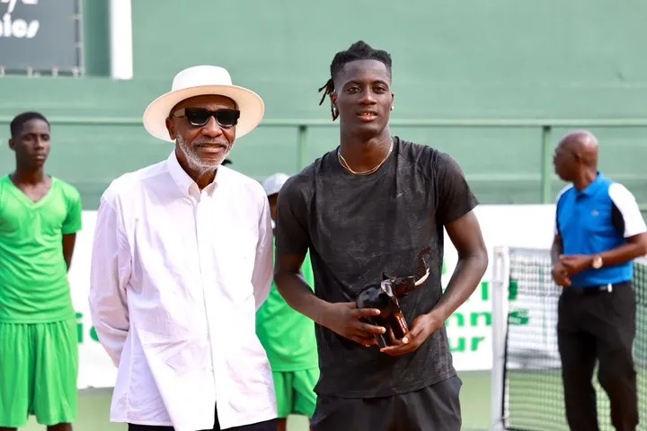 ITF World Juniors Abidjan : Raphaël Dowuona et Maryia Magro brillent lors de la première phase